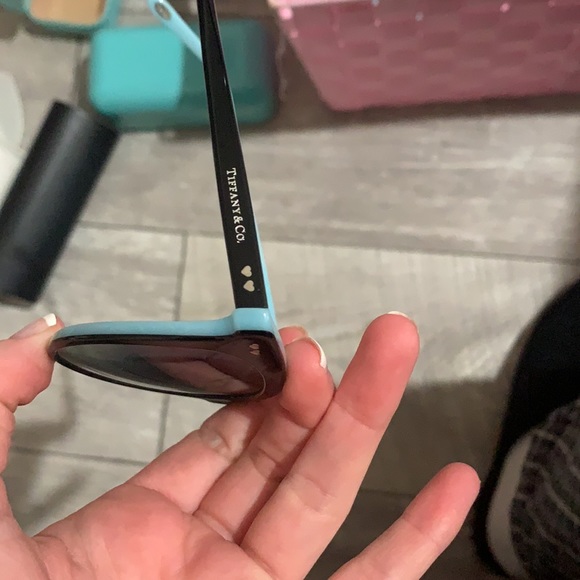 Cool Tiffany Sunglasses - Picture 7 of 13